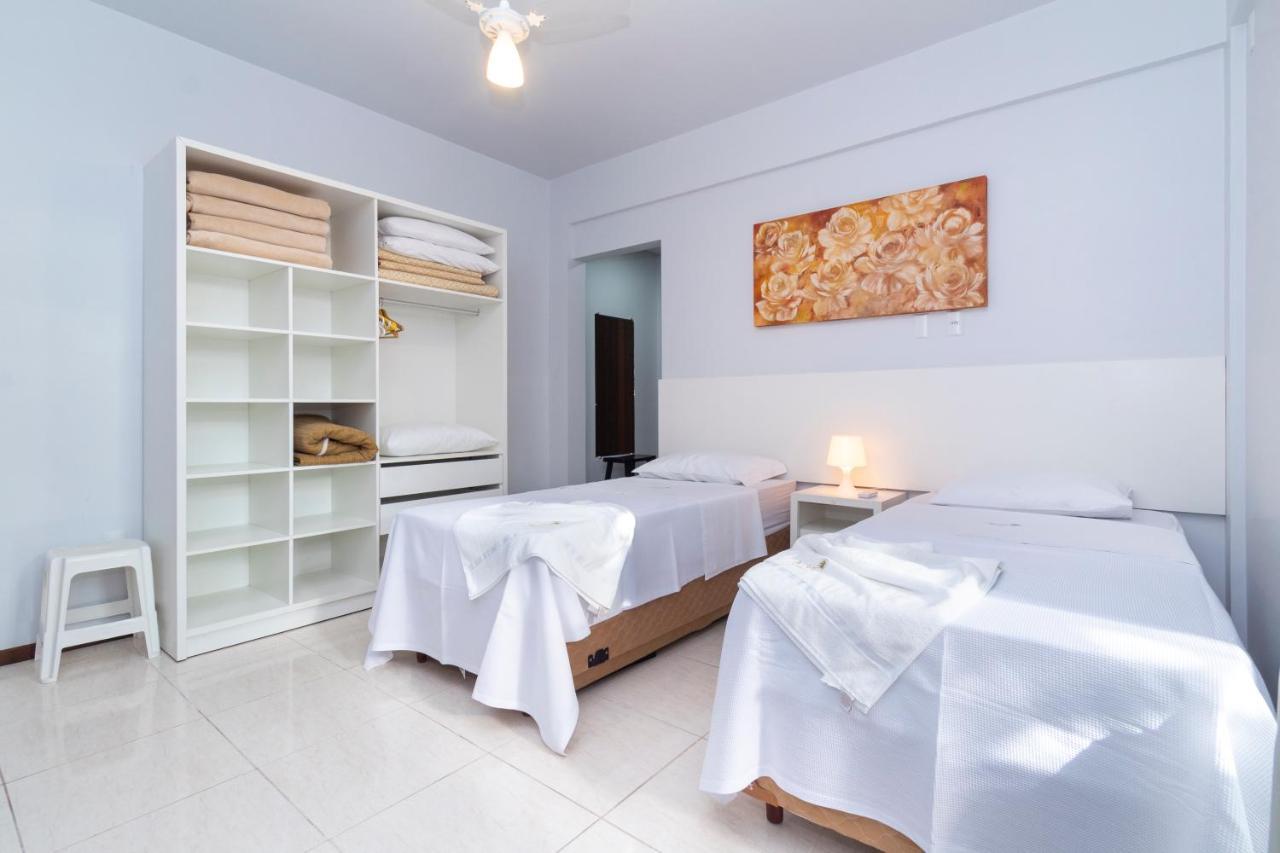 Quarto Duplo